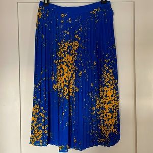 J. Crew Gorgeous Pleated Royal Blue and Yellow Flower Skirt NWT Size 2